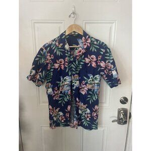 Vintage ROYAL CREATIONS Hawaiian Camp Shirt Aloha Surf Luau Made In Hawaii M